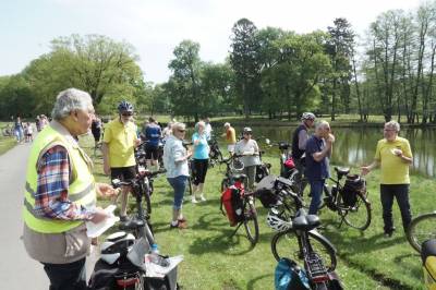 Pause im Dülmener Wildpark. Pause im Dülmener Wildpark.